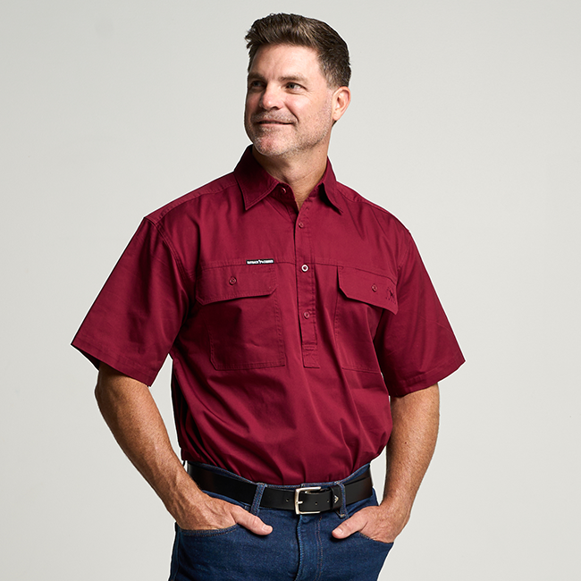KILCOY | Mens Half Button Short Sleeve Work Shirt - Burgundy