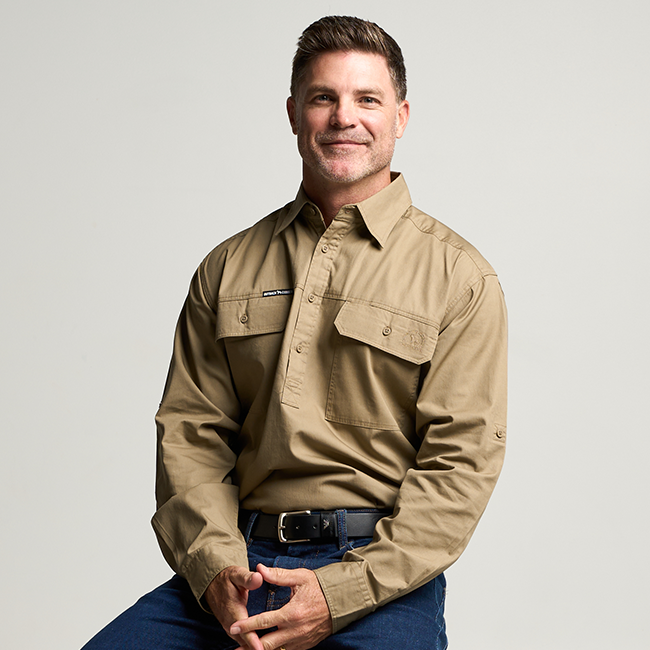 KILCOY | Mens Half Button Long Sleeve Work Shirt - Khaki