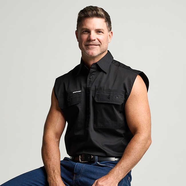 KILCOY | Mens Half Button Sleeveless Work Shirt - Black