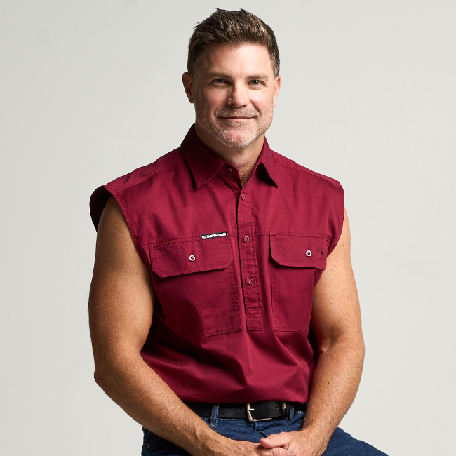KILCOY | Mens Half Button Sleeveless Work Shirt - Burgundy