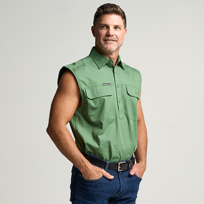 KILCOY | Mens Half Button Sleeveless Work Shirt - Gum Leaf Green