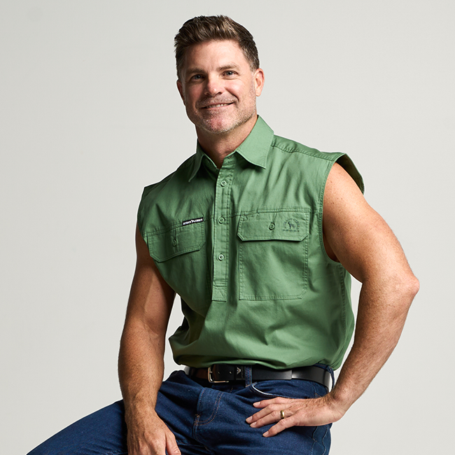 KILCOY | Mens Half Button Sleeveless Work Shirt - Gum Leaf Green