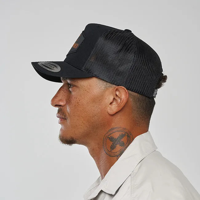 URBAN CAP